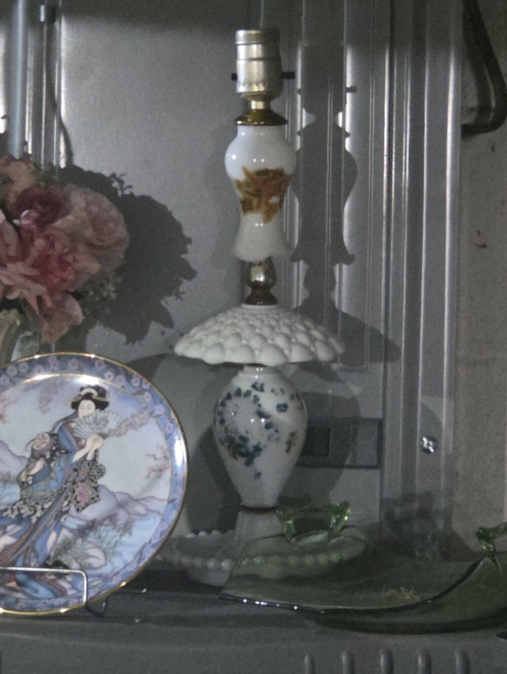 Vintage Milk Glass Dish Glows Yellow Under 365nn Upcycling Into A Lamp Obo